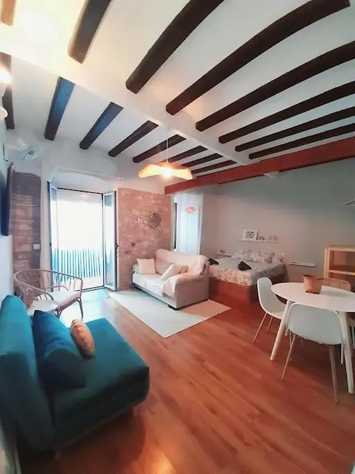 Bonito Estudio En El Centro. Ideal Parejas. Palamos Spain