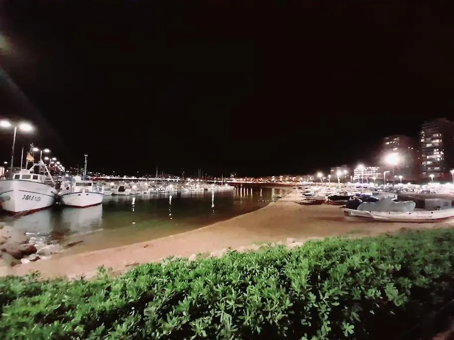 Bonito Estudio En El Centro. Ideal Parejas. Palamós 0*,  Španělsko